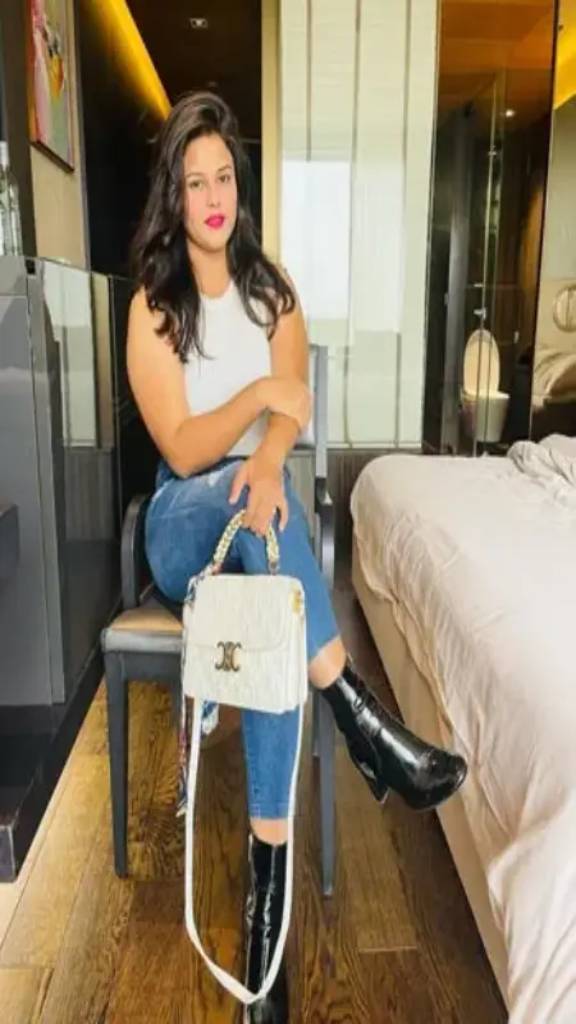 Ujjain call girl service